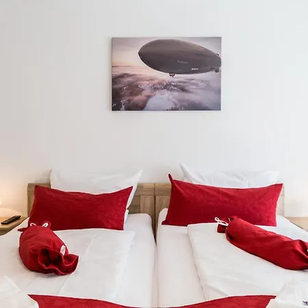 Eastside Mit 3 Zimmern Fur Bis Zu 5 Personen Mit Balkon Apartament
